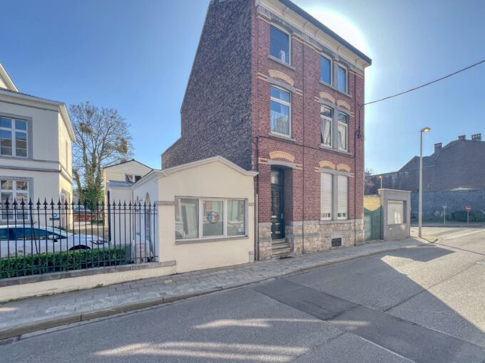 Espace polyvalent non résidentiel en plein coeur de Huy